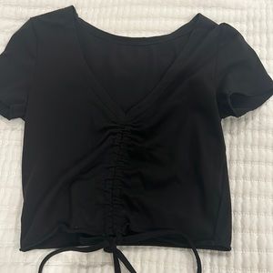 black scrunched top